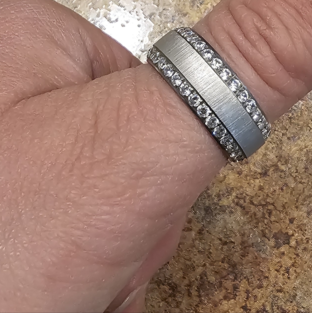 Silver Tungston Ring with Eternity Moissanite